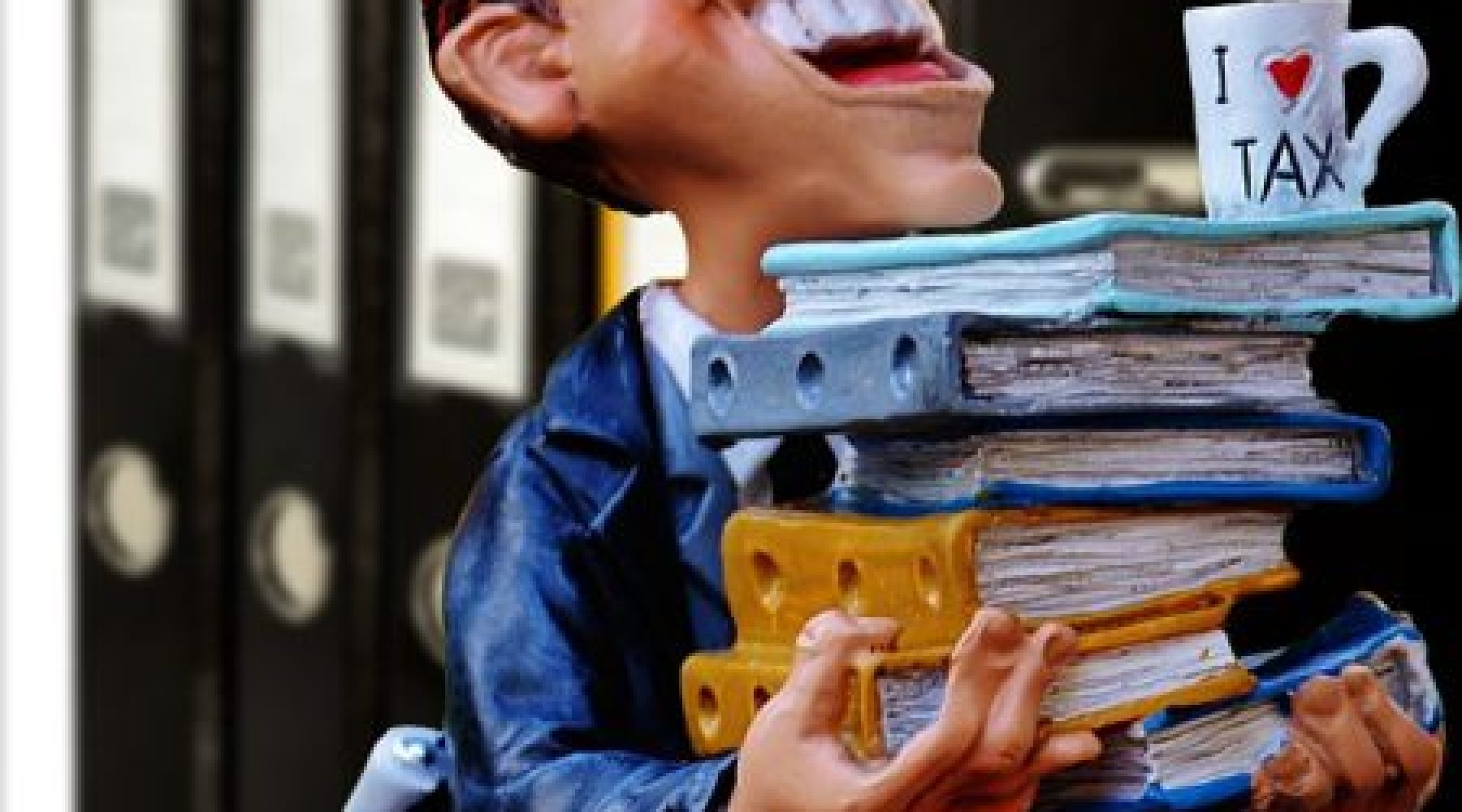 tax-consultant-1149300_960_720